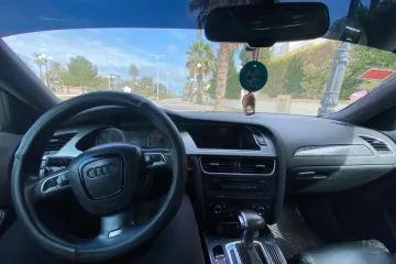 Audi A4 Ce bon 2008 4