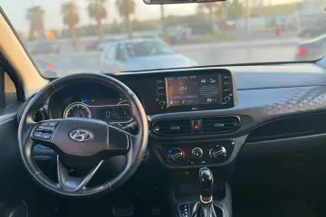 Hyundai Grand i10 High Grade 2021 10