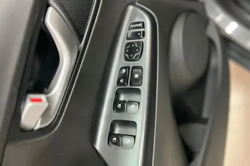 Hyundai Kona 4wd 2023 6