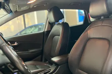 Hyundai Kona 4wd 2023 7