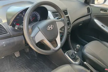 Hyundai Solaris  2017 5
