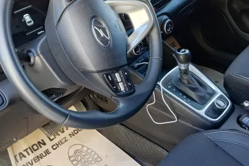 Hyundai Venue  2025 3