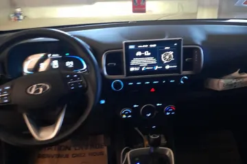 Hyundai Venue  2025 5