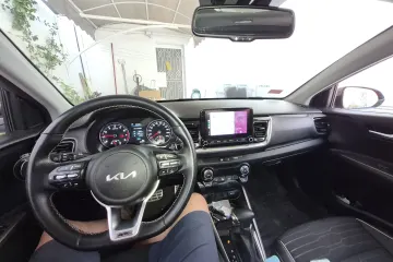 Kia Stonic GT-line 2023 6