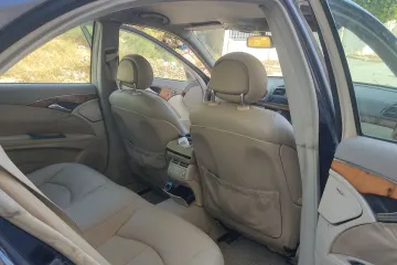 Mercedes-Benz Classe E Élégance 2003 4