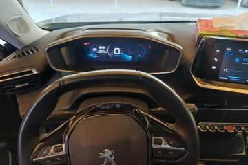 Peugeot 2008 Avtive 2020 6