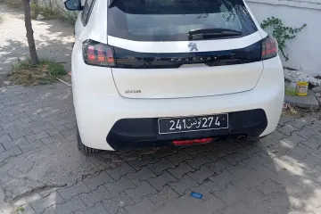 Peugeot 208  2022 7