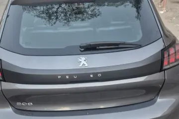 Peugeot 208 3P  2022 2