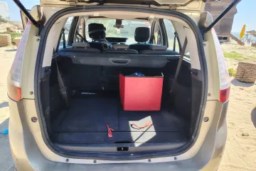Renault Grand Scenic Confortline 2013 12