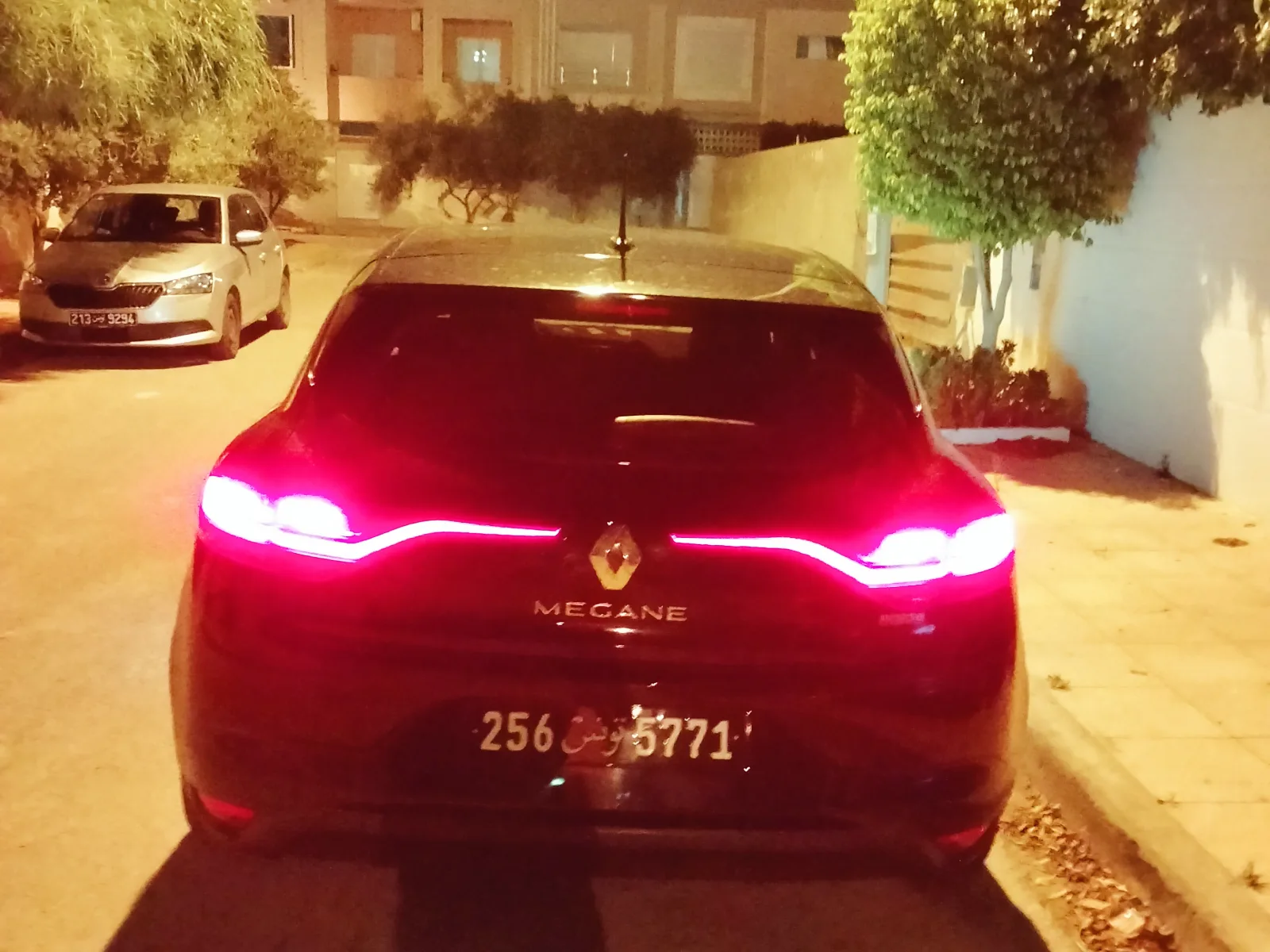 Renault Megane CC Mégane 4 E-tech hybride essence rechargeable 2021
