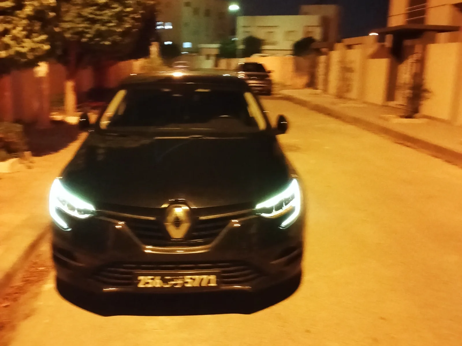 Renault Megane CC Mégane 4 E-tech hybride essence rechargeable 2021