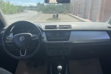 Skoda Fabia  2016 6