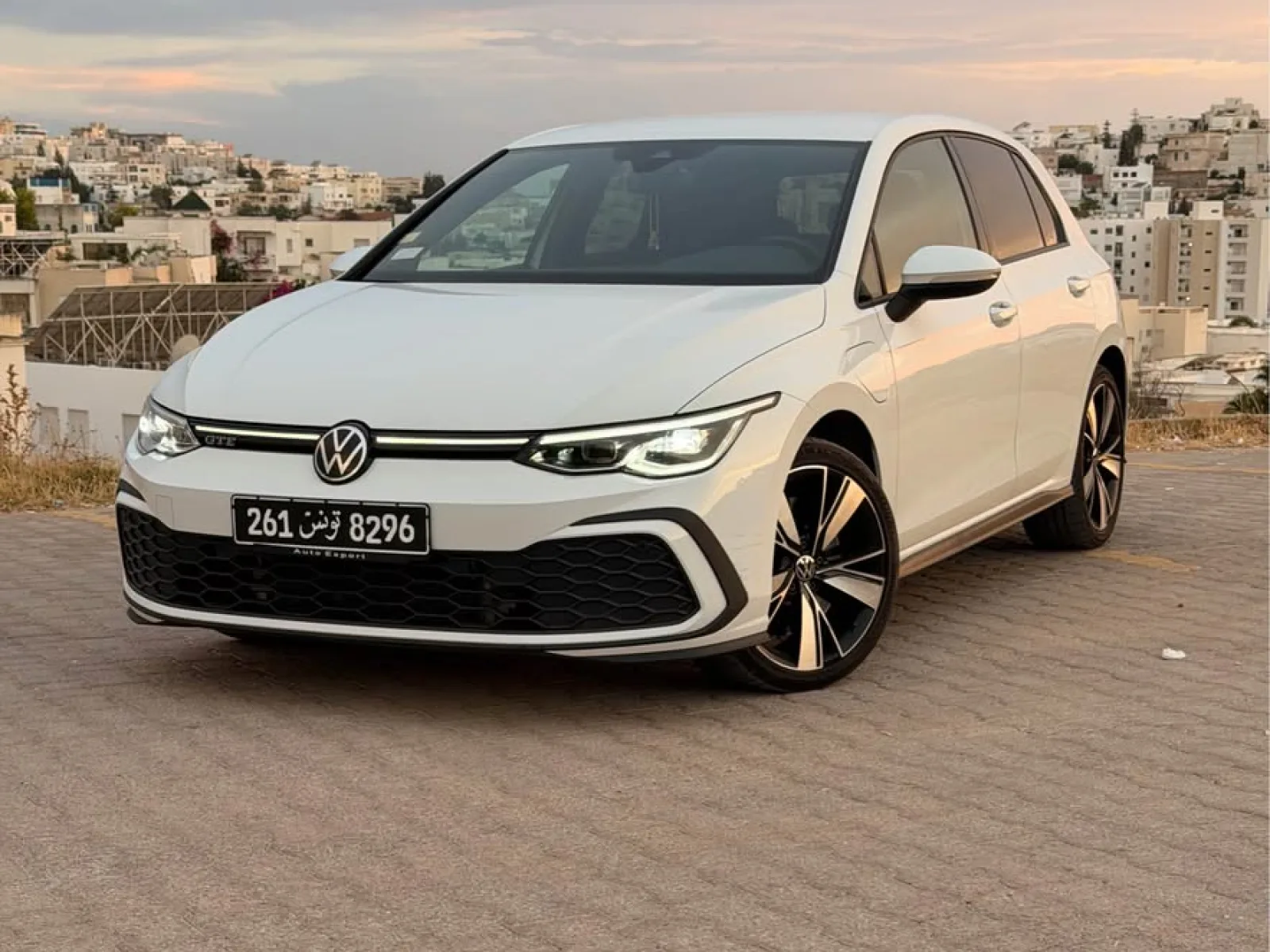 Volkswagen Golf 8 GTE 2021