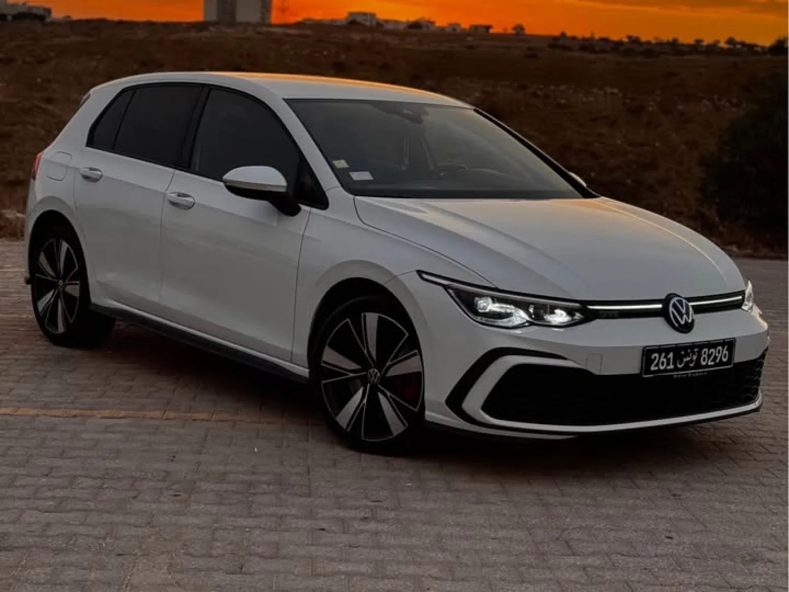 Volkswagen Golf 8 GTE 2021