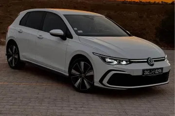 Volkswagen Golf 8 GTE 2021 4