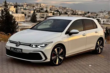 Volkswagen Golf 8 GTE 2021 5
