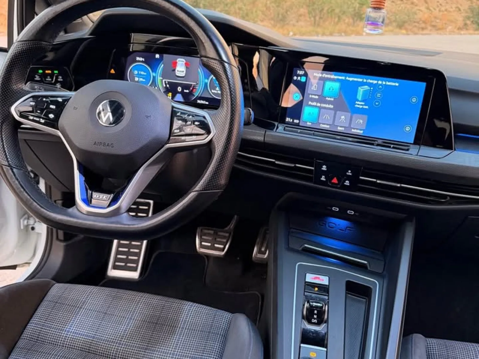 Volkswagen Golf 8 GTE 2021
