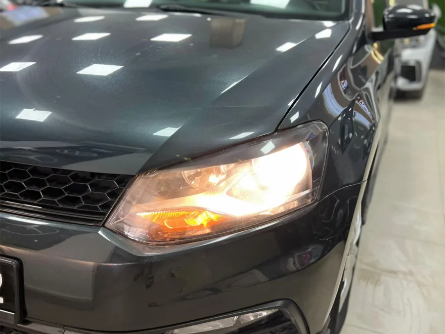Volkswagen Polo Sedan  2023