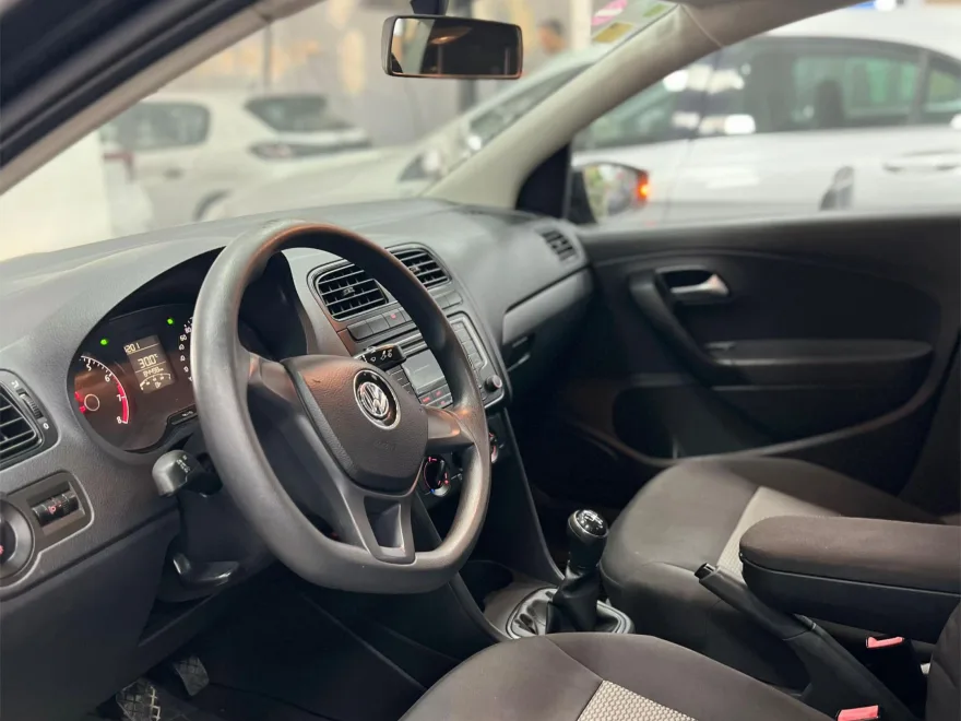 Volkswagen Polo Sedan  2023